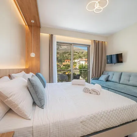 Nicole * Agia Efimia